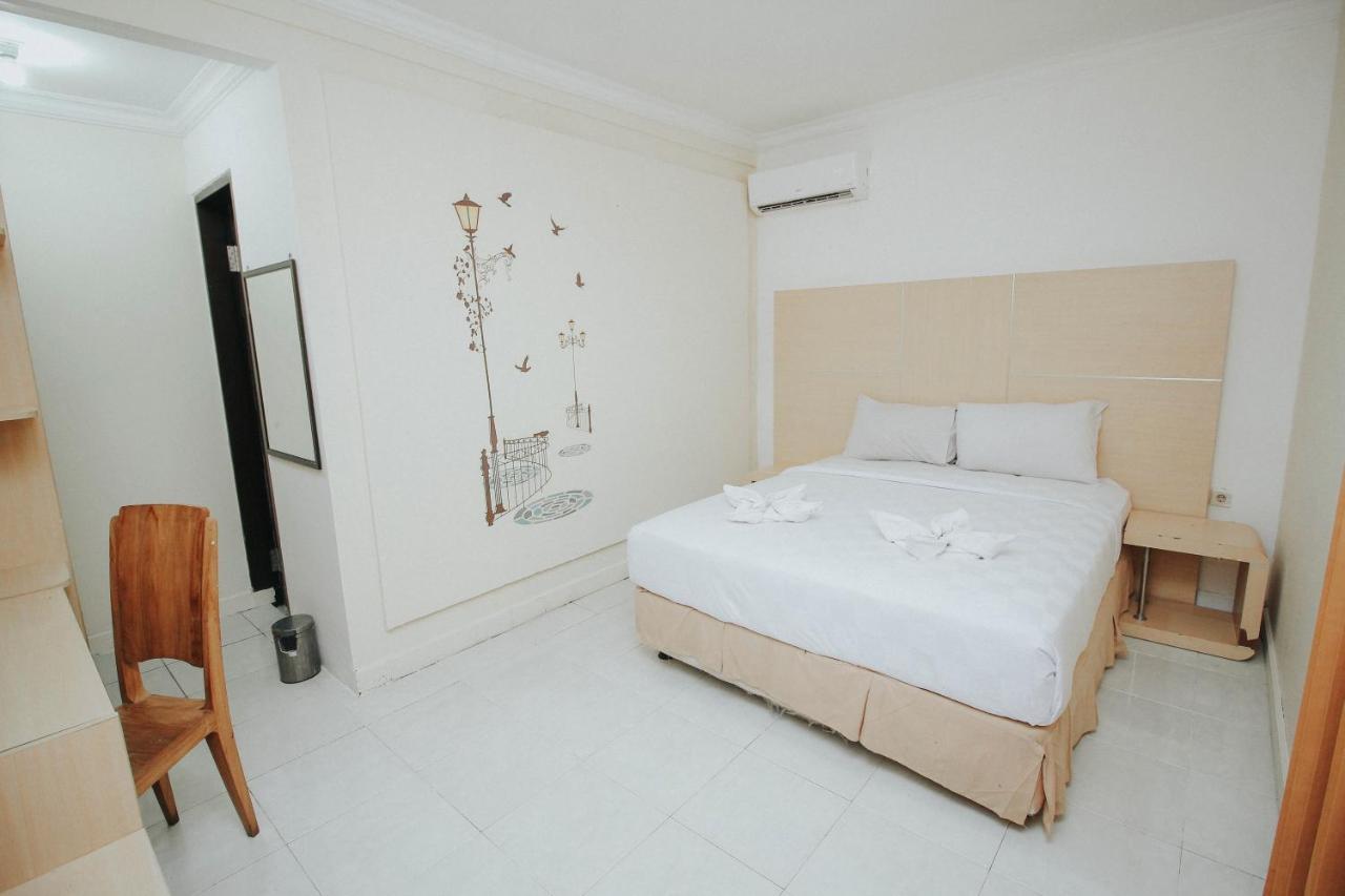Hotel New Lilik Magelang Kültér fotó