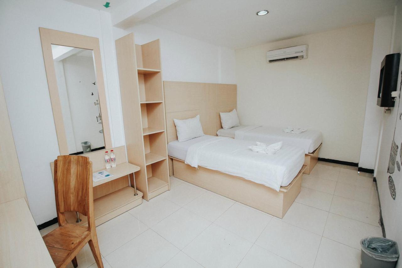 Hotel New Lilik Magelang Kültér fotó