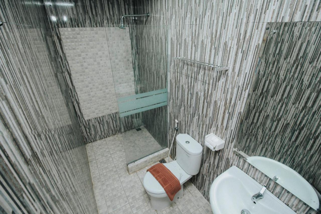 Hotel New Lilik Magelang Kültér fotó
